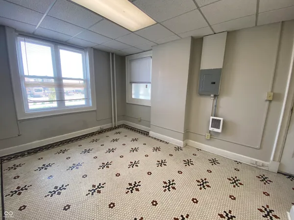 $750 | 201 East Pike Street, Unit 101, Crawfordsville, IN 47933