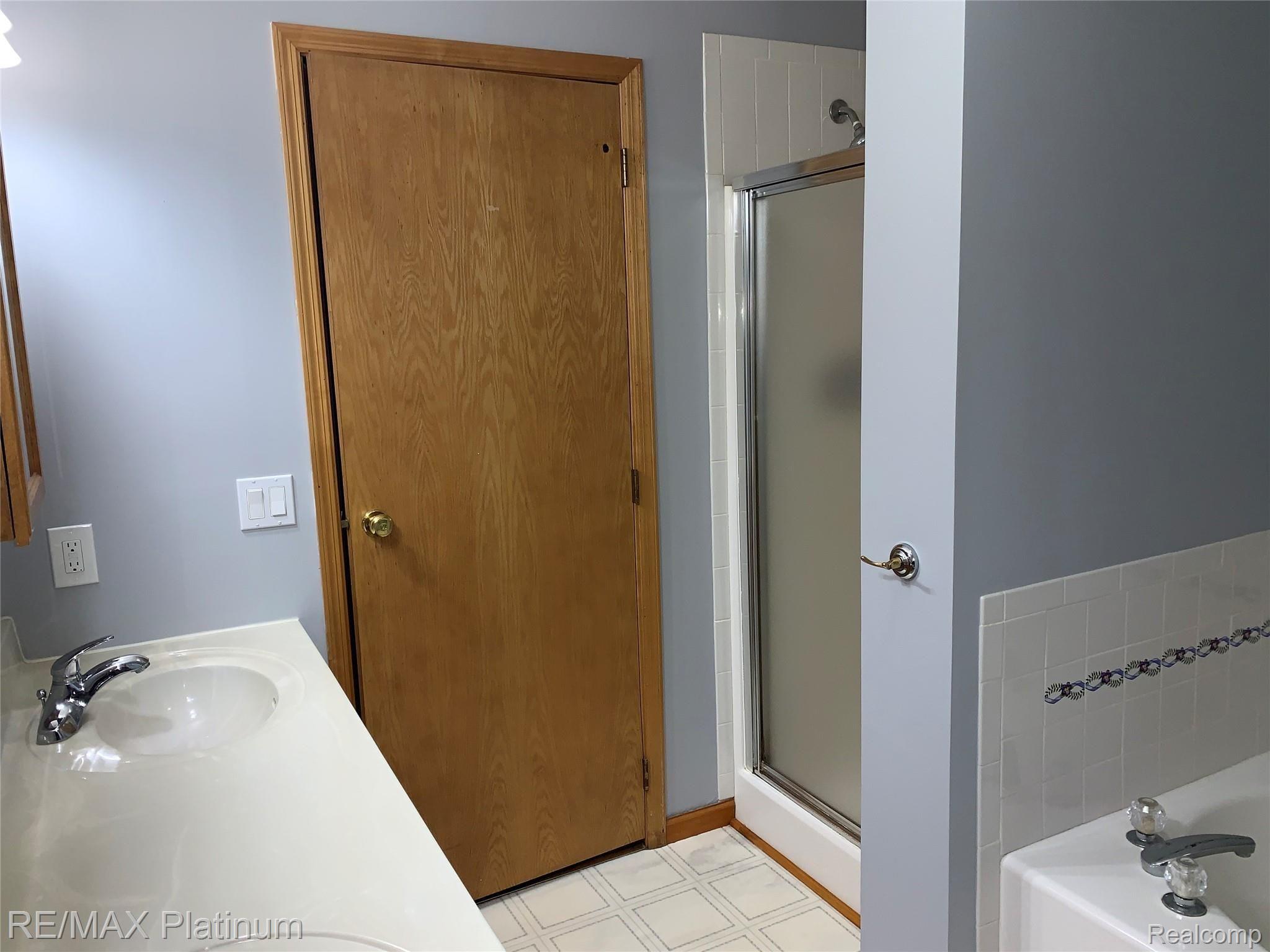15081 Murray Road Byron, MI 48418 - Photo 23 of 31 IMG_1856.jpg