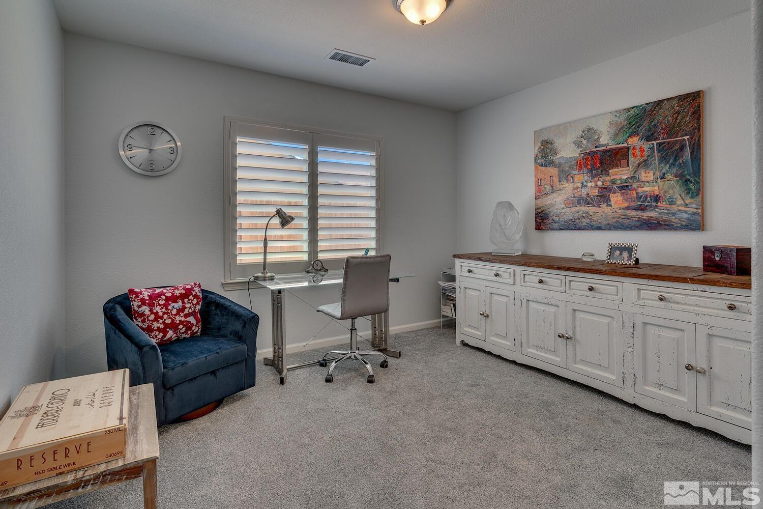 148 Carson River Drive Dayton, NV 89403 - Photo 23 of 31 a living room with furniture and a window