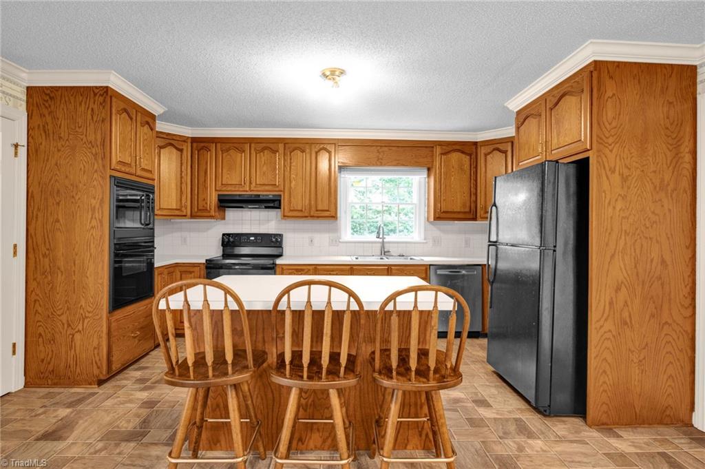 2025 Walker Road Winston-Salem, NC 27106 - Photo 14 of 50 Gallery Image 14