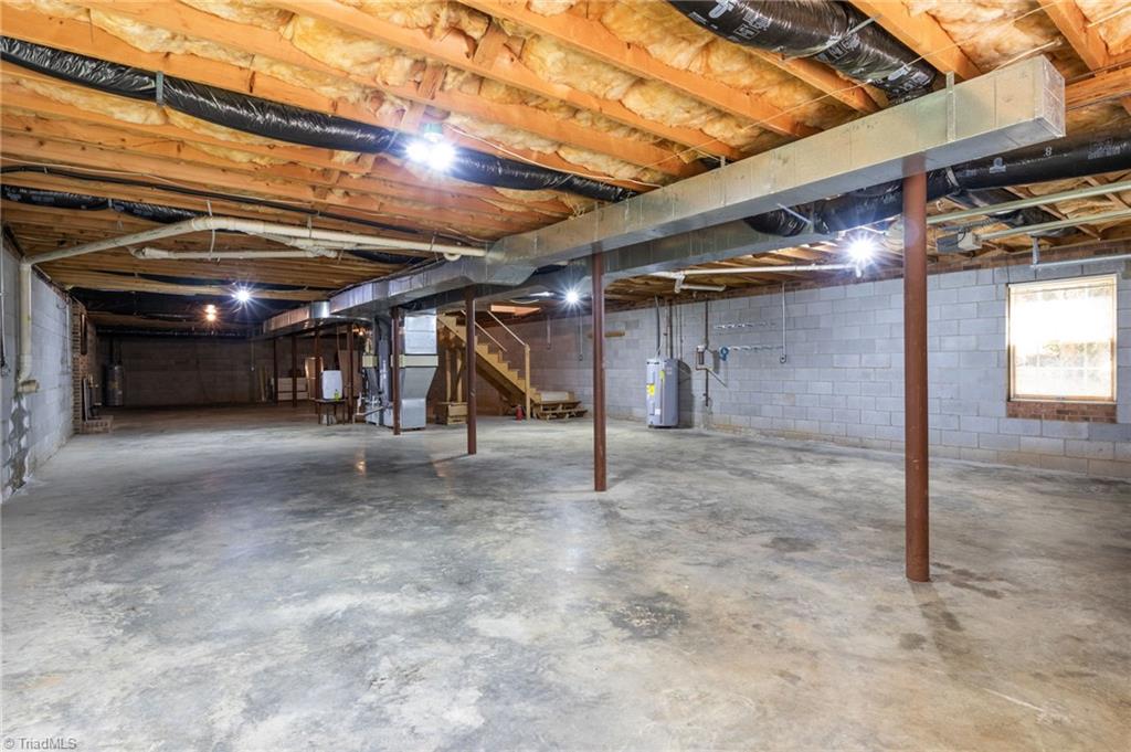 2025 Walker Road Winston-Salem, NC 27106 - Photo 36 of 50 Gallery Image 36