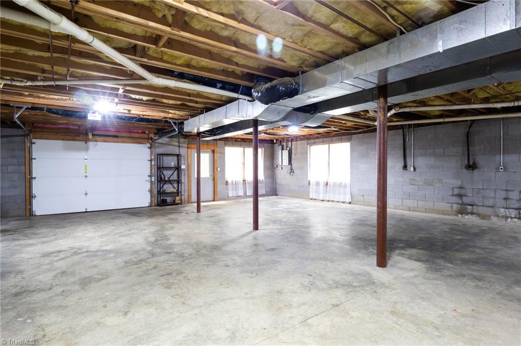 2025 Walker Road Winston-Salem, NC 27106 - Photo 37 of 50 Gallery Image 37