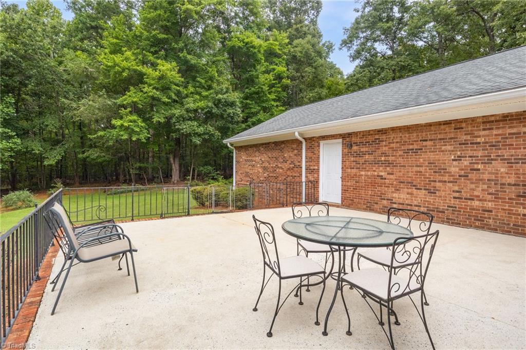 2025 Walker Road Winston-Salem, NC 27106 - Photo 39 of 50 Gallery Image 39