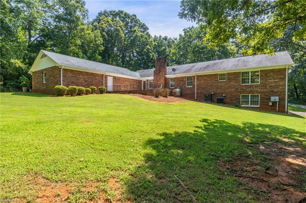 2025 Walker Road Winston-Salem, NC 27106 - Photo 43 of 50 Gallery Image 43