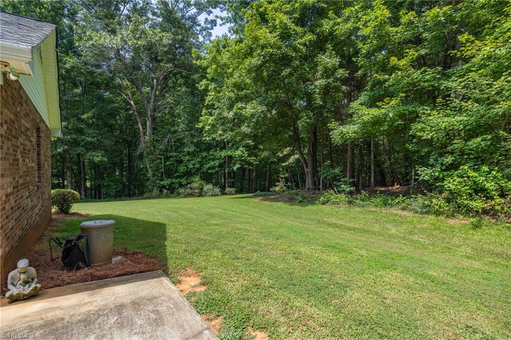 2025 Walker Road Winston-Salem, NC 27106 - Photo 45 of 50 Gallery Image 45