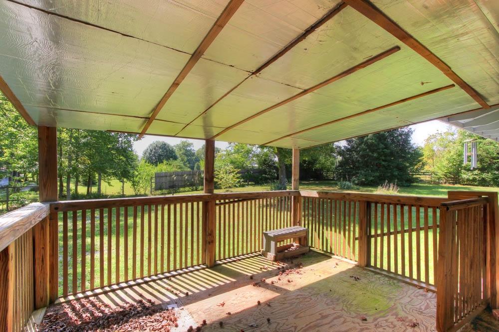 126 Coon Hollow Road Sunbright, TN 37872 - Photo 14 of 21 Front Porch