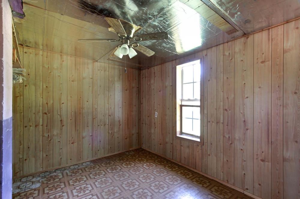 126 Coon Hollow Road Sunbright, TN 37872 - Photo 8 of 21 Bedroom 1