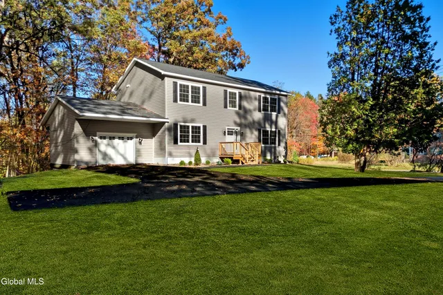 $629,000 | 4870 Highway 50, Gansevoort, NY 12831