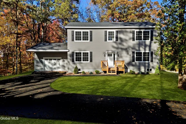 $629,000 | 4870 Highway 50, Gansevoort, NY 12831