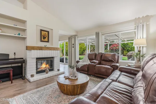 $1,030,000 | 4010 Trailcrest Drive, Moorpark, CA 93021