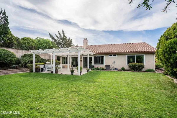 $1,030,000 | 4010 Trailcrest Drive, Moorpark, CA 93021