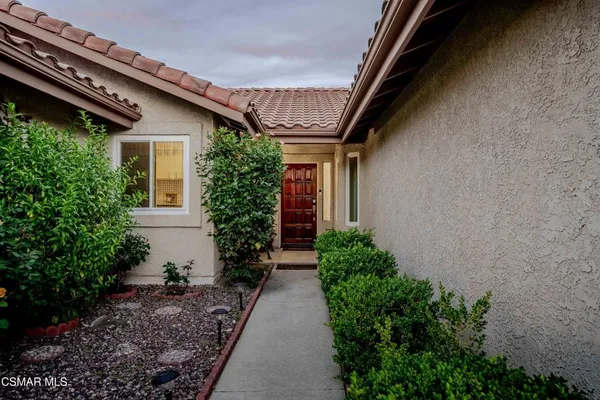 $1,030,000 | 4010 Trailcrest Drive, Moorpark, CA 93021