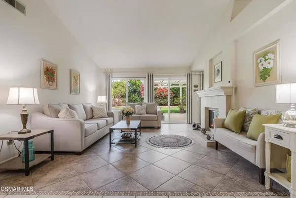 $1,030,000 | 4010 Trailcrest Drive, Moorpark, CA 93021