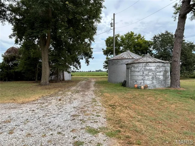 $250,000 | 453 State 164 Highway East, Steele, MO 63877