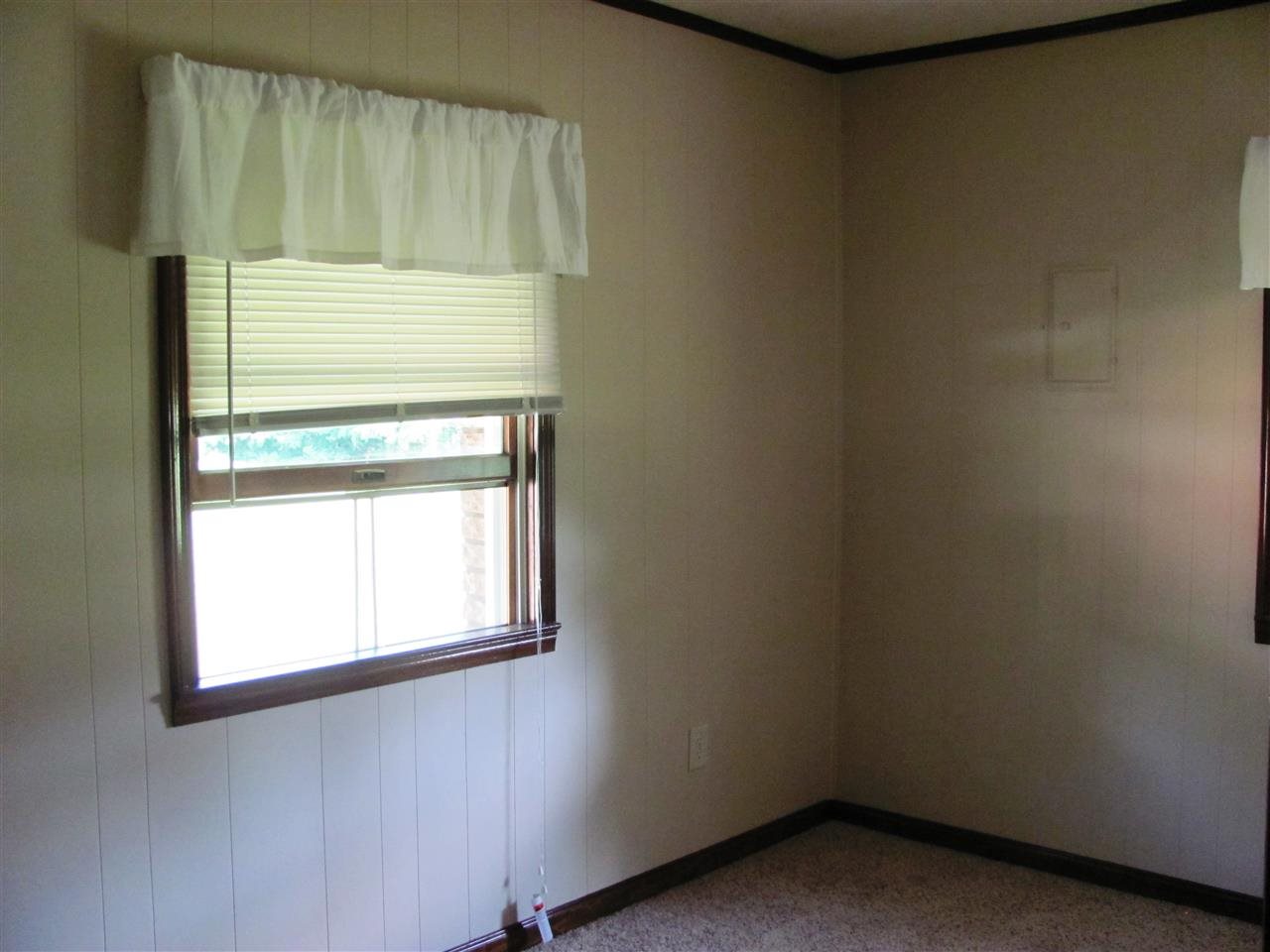 6600 Uebelhack Road Mount Vernon, IN 47620 - Photo 9 of 18 Gallery Image 9