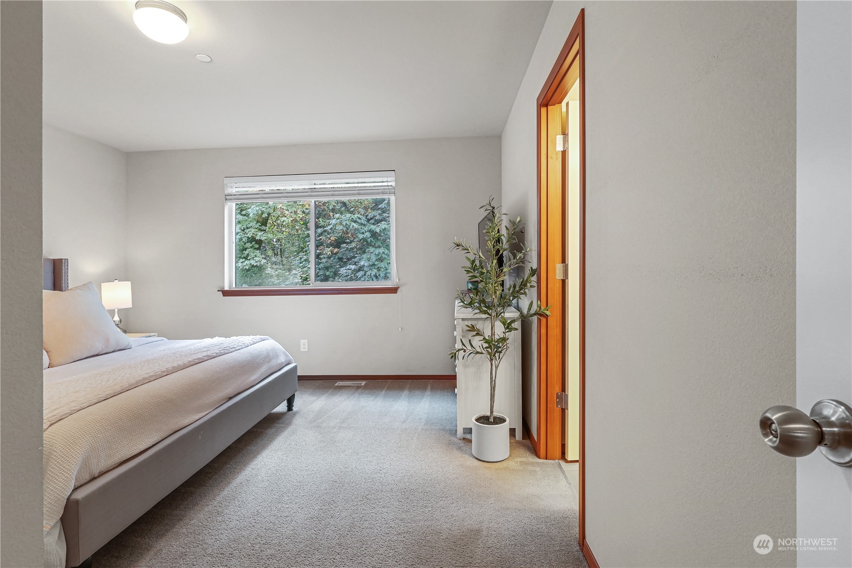 1111 Samara Street Bremerton, WA 98310 - Photo 29 of 36 Gallery Image 29