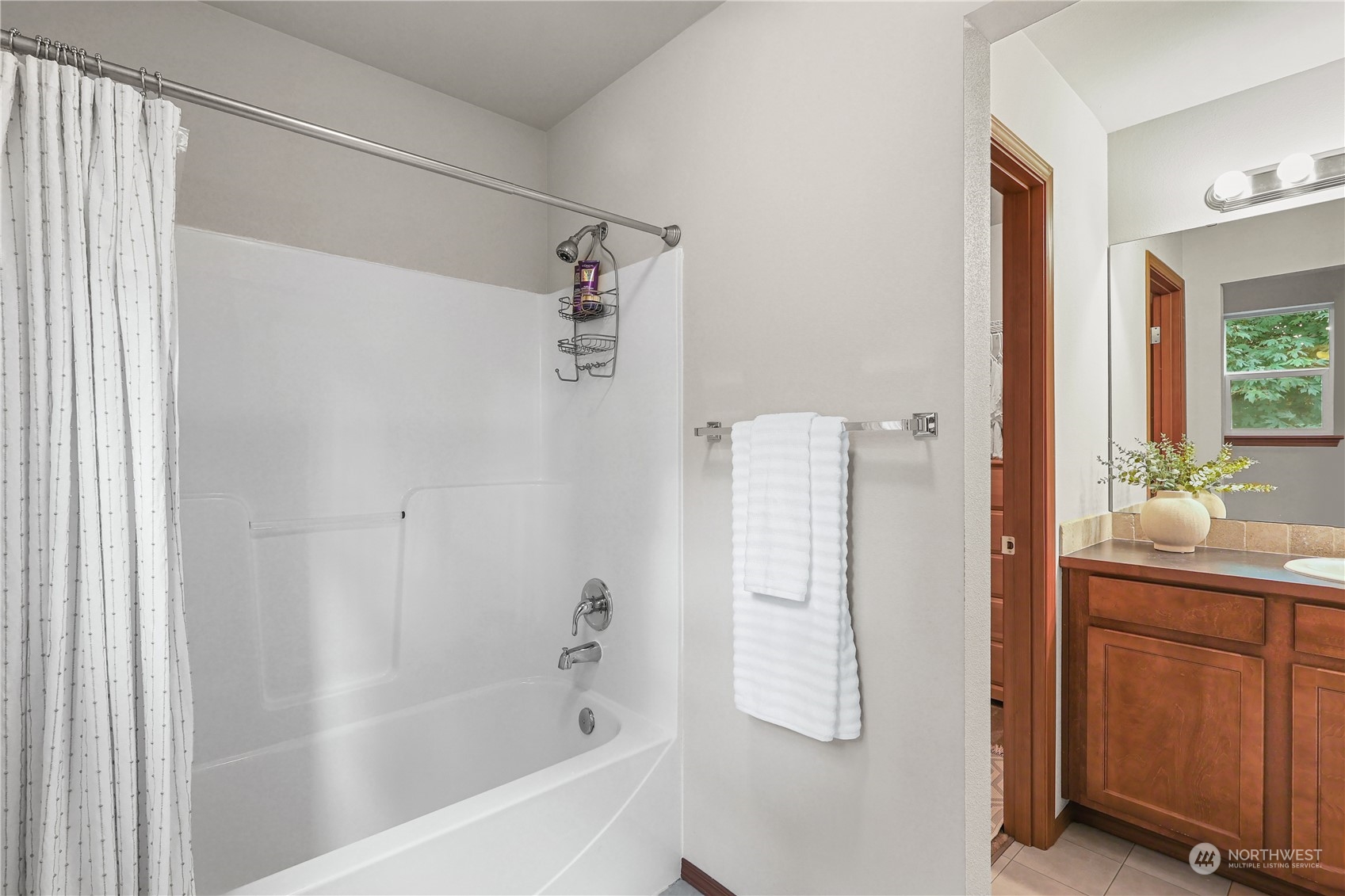 1111 Samara Street Bremerton, WA 98310 - Photo 35 of 36 Gallery Image 35
