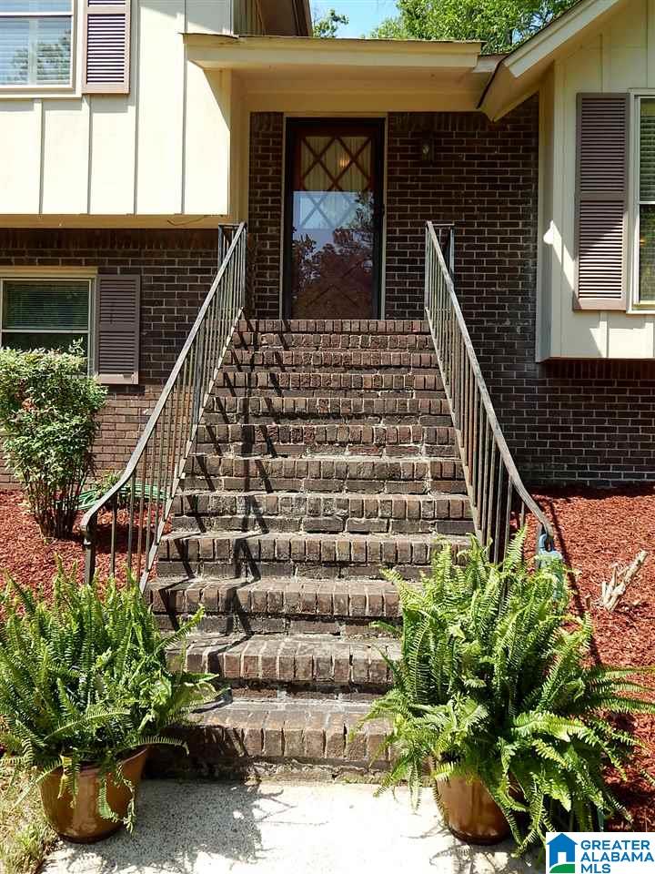 2224 Blue Ridge Boulevard Birmingham, AL 35226 - Photo 3 of 50