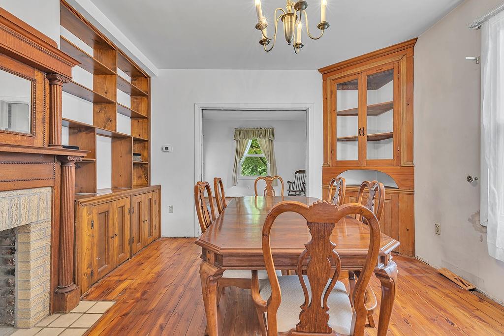 612 Adams Street Rochester, PA 15074 - Photo 10 of 25
