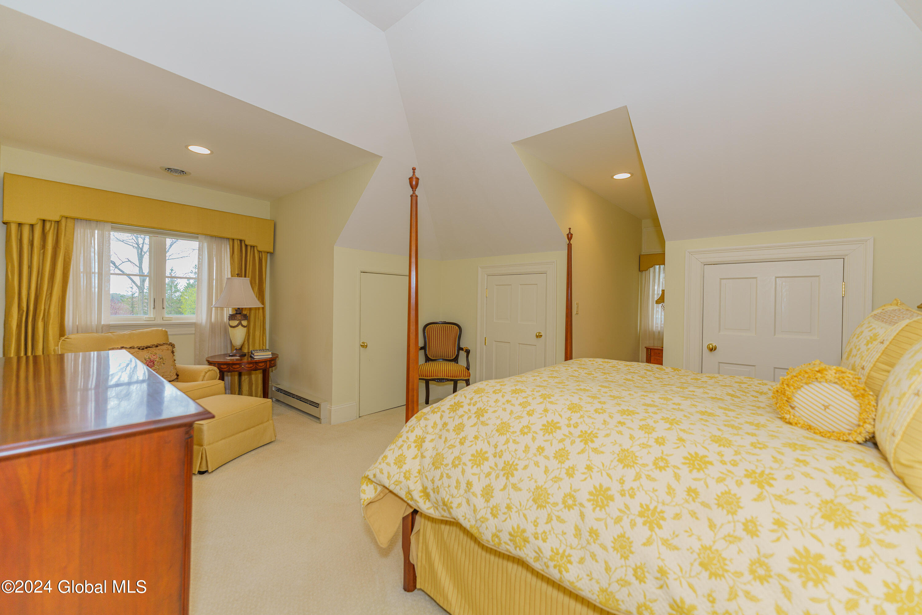 34 East Ridge Road Colonie, NY 12211 - Photo 56 of 103 10 Bedroom 11