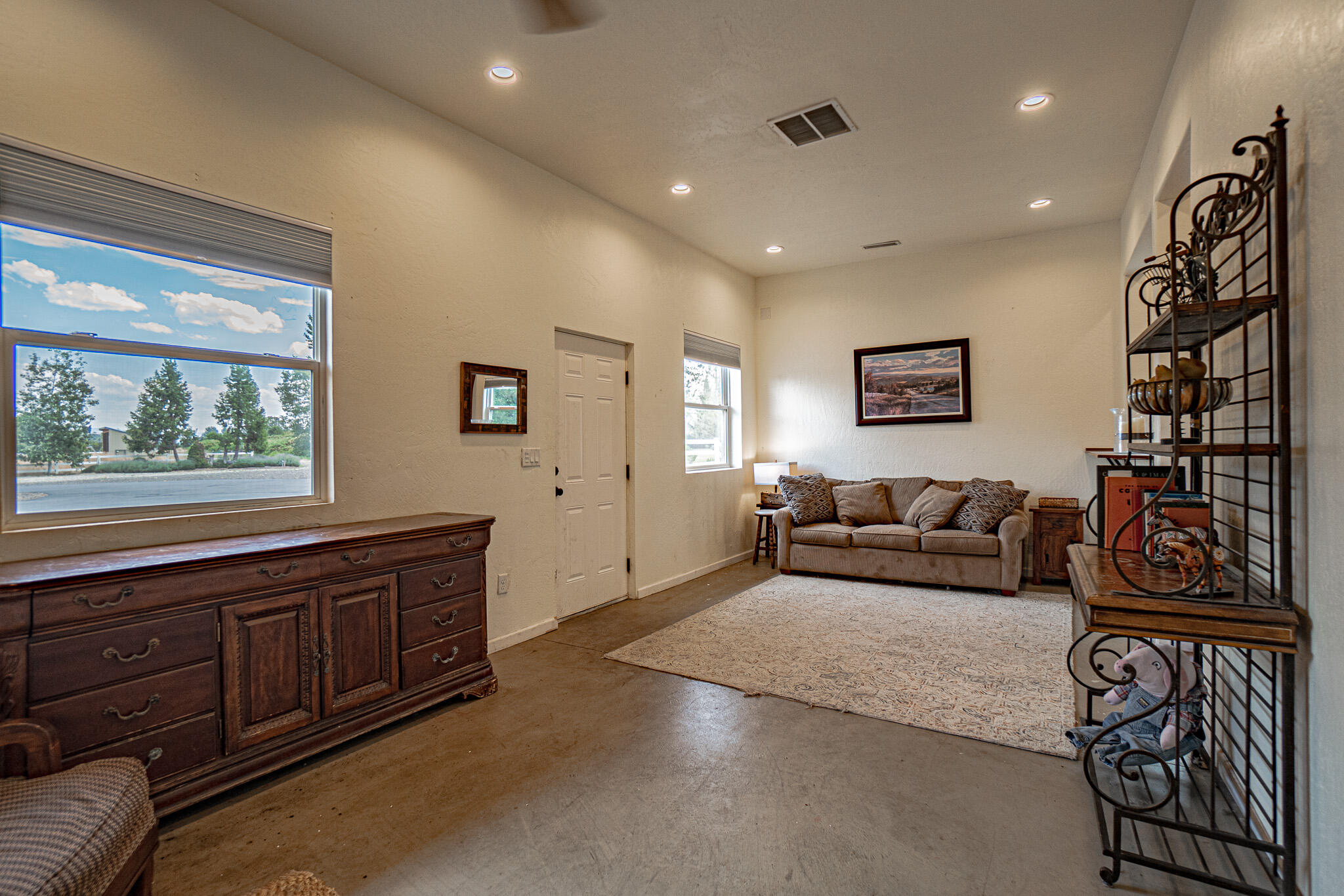 2845 Hanley Road Central Point, OR 97502 - Photo 46 of 66 DSC08648-HDR