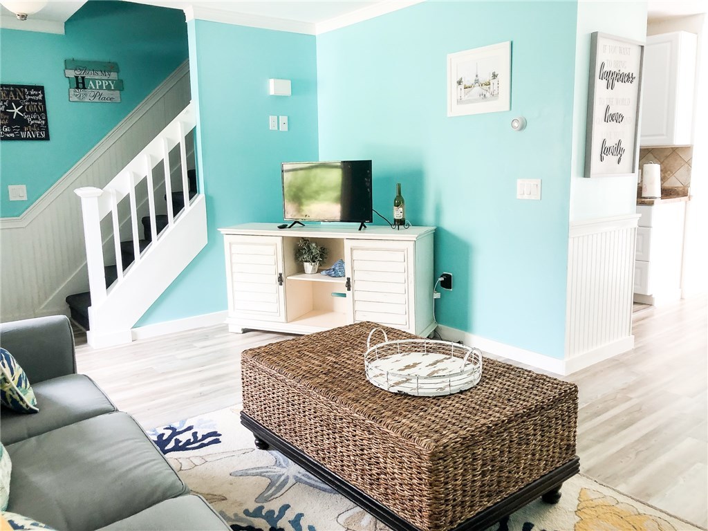 53 Pearl Street, Unit B Westerly, RI 02891 - Photo 5 of 31