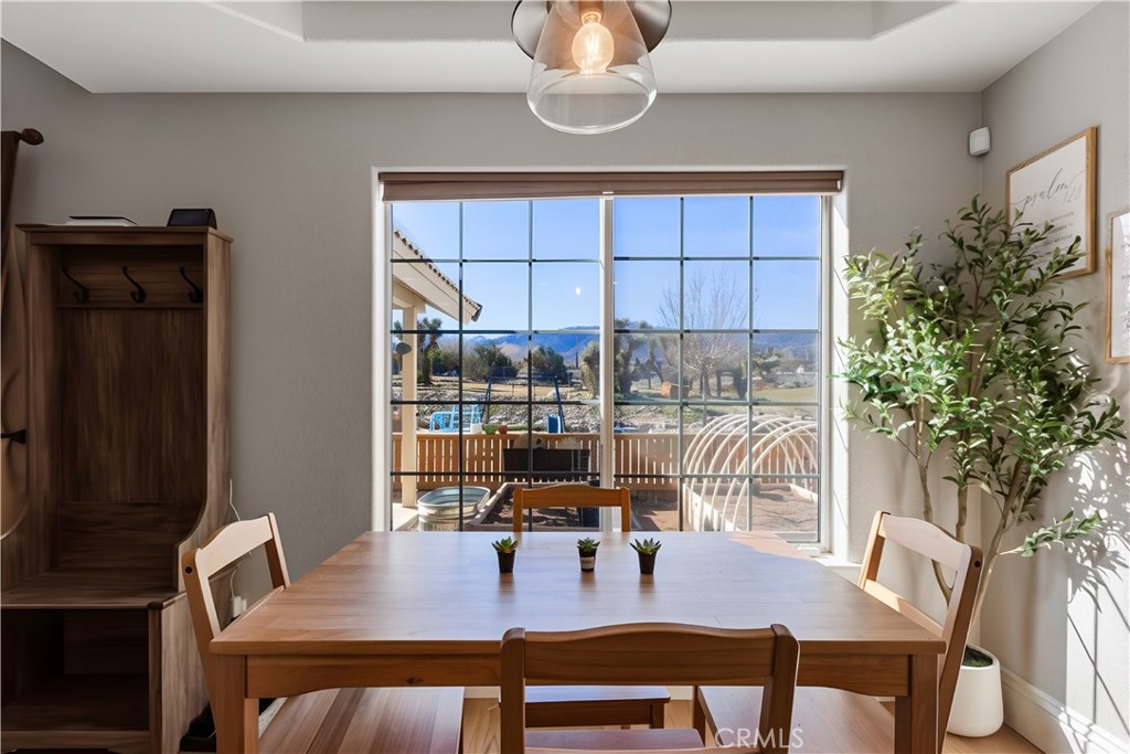 1825 Smoke Tree Road Pinon Hills, CA 92372 - Photo 15 of 58