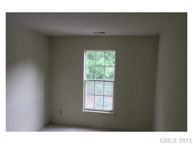 19909 Henderson Road, Unit F Cornelius, NC 28031 - Photo 5 of 6