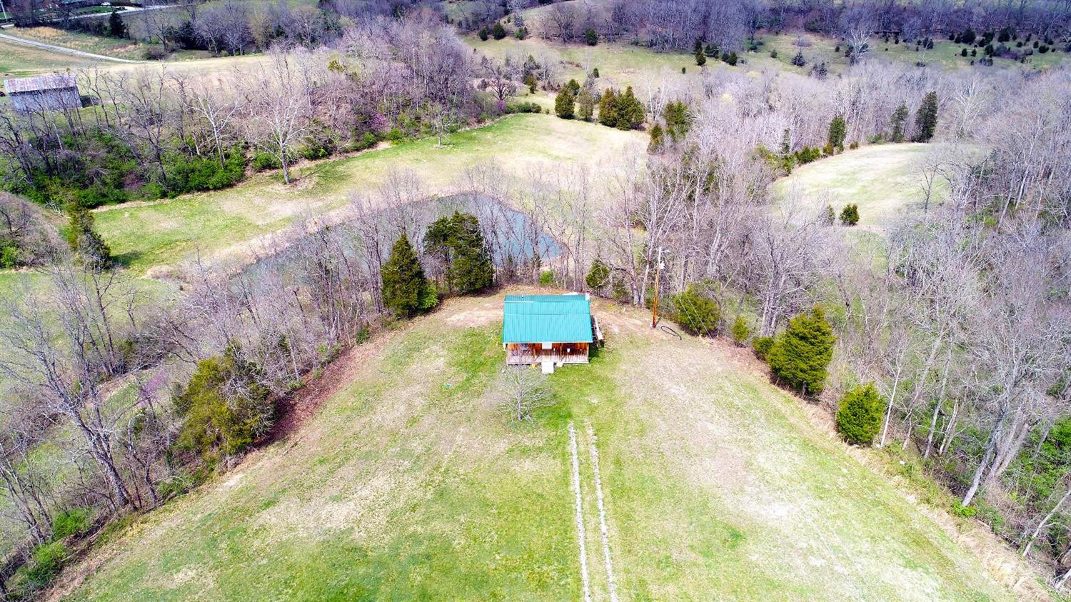 460 Red River Road Irvine, KY 40336 - Photo 42 of 53 Your family and guest will love their vi