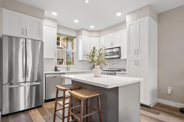 $1,025,000 | 1066 41st Avenue, Unit D106, Capitola, CA 95010