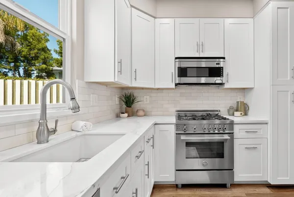 $1,025,000 | 1066 41st Avenue, Unit D106, Capitola, CA 95010