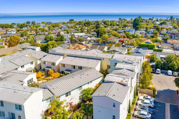 $1,025,000 | 1066 41st Avenue, Unit D106, Capitola, CA 95010