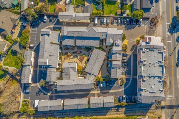 $1,025,000 | 1066 41st Avenue, Unit D106, Capitola, CA 95010