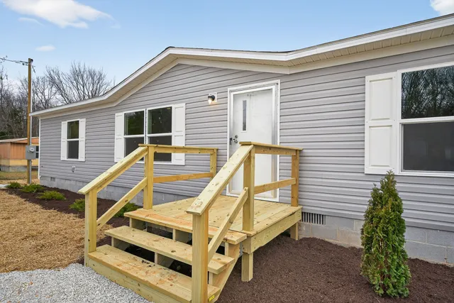 $189,999 | 226 North G Street, Hillsboro, TN 37342