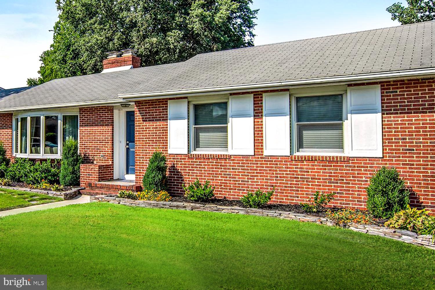 8479 Sexton Road Pasadena, MD 21122 - Photo 7 of 35 Brick & Siding Exterior . Landscaped Entry