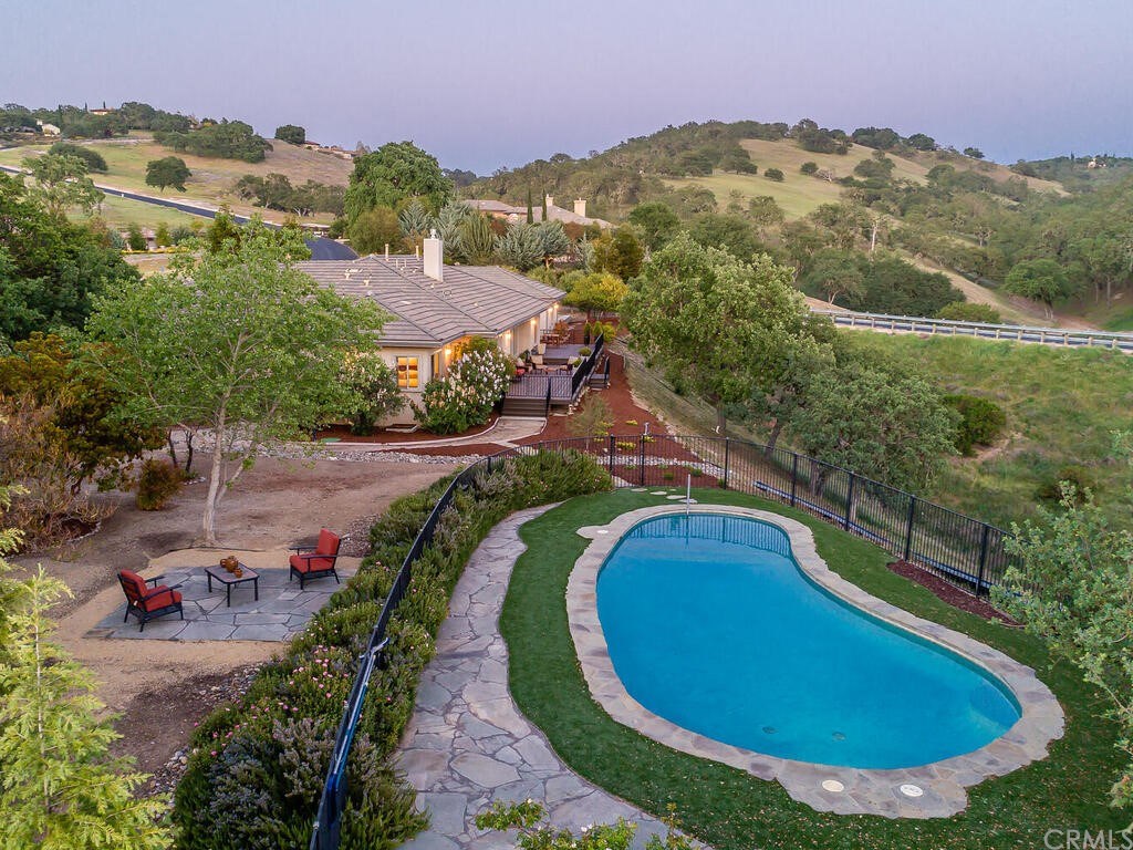 2197 Lake Ysabel Road Templeton, CA 93465 - Photo 37 of 52