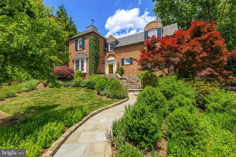 $1,890,000 | 4845 Linnean Avenue Northwest, Washington, DC 20008