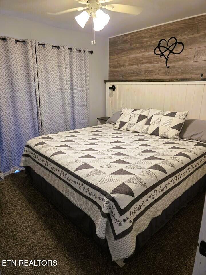 1081 Cove Road, Unit 1024 Sevierville, TN 37876 - Photo 11 of 16 Bedroom AIRBNB - Burgess