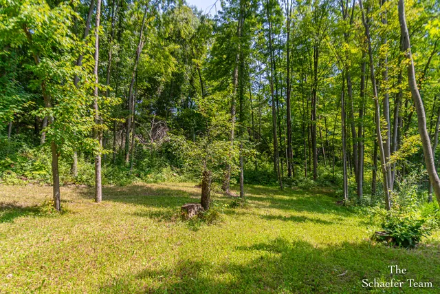 $210,000 | 8323 McArthur Avenue Northeast, Belding, MI 48809