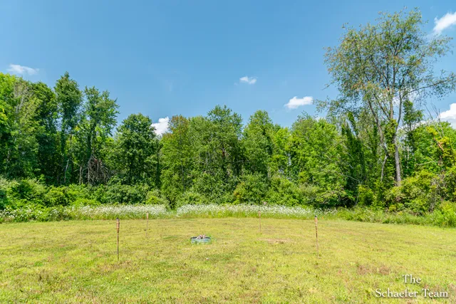 $210,000 | 8323 McArthur Avenue Northeast, Belding, MI 48809