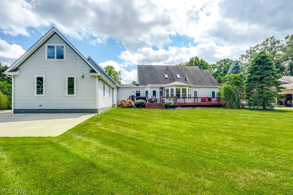 391 Barlow Road Hudson, OH 44236 - Photo 46 of 50 Expansive, flat backyard with privacy.