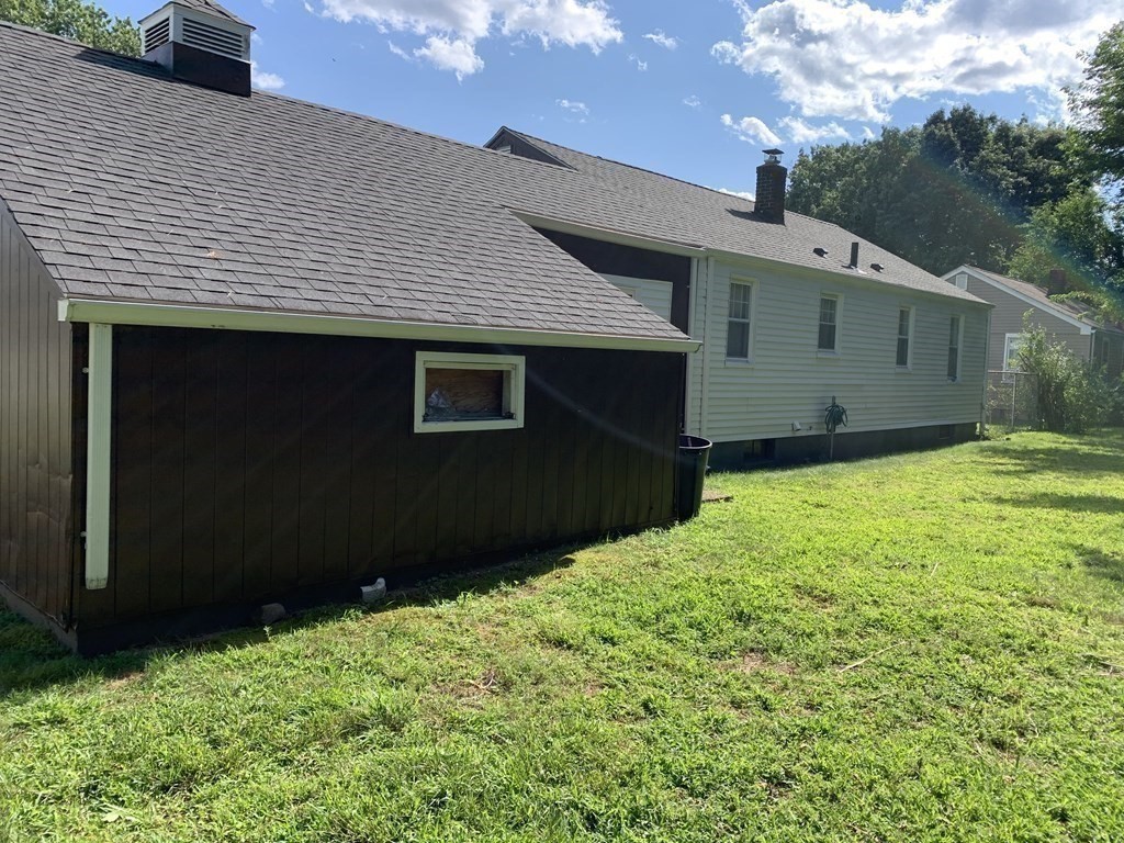 54 Fernald Street Springfield, MA 01109 - Photo 12 of 13 a backyard of a house
