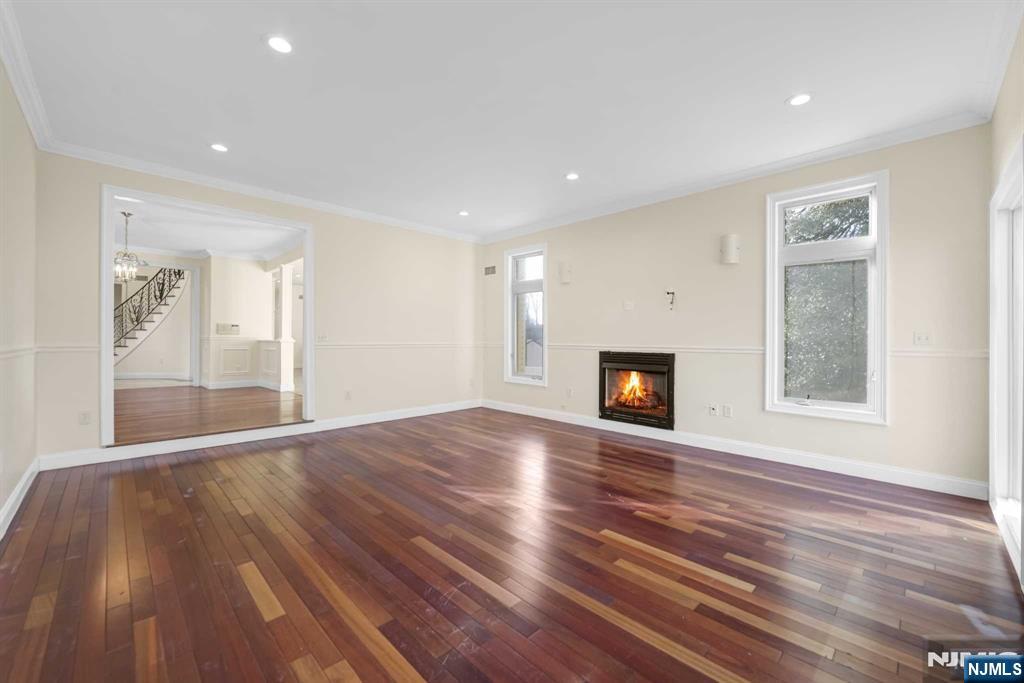 831 Pascack Road Paramus, NJ 07652 - Photo 11 of 26