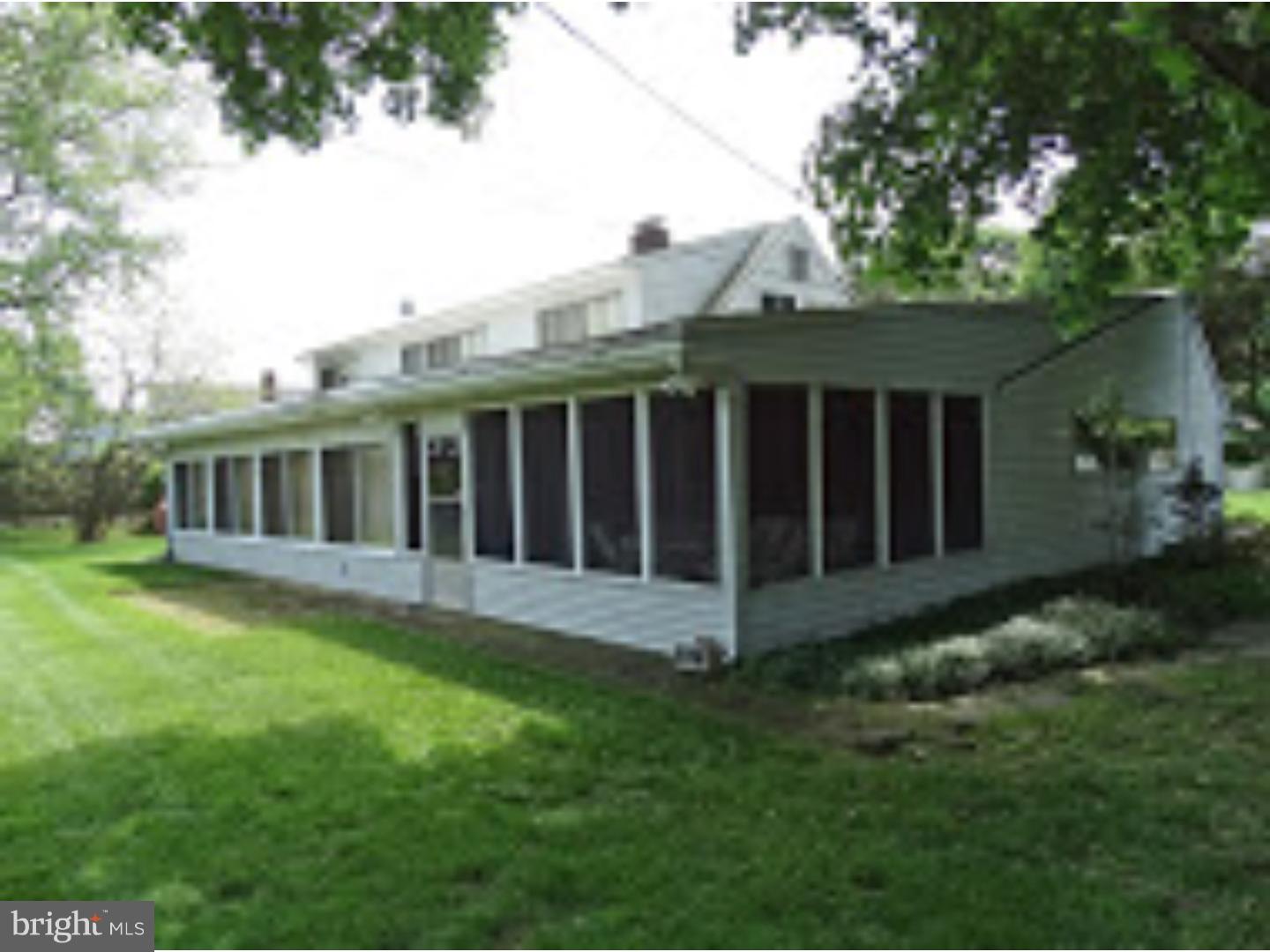 38 Flamingo Road Levittown, PA 19056 - Photo 23 of 24 Gallery Image 23
