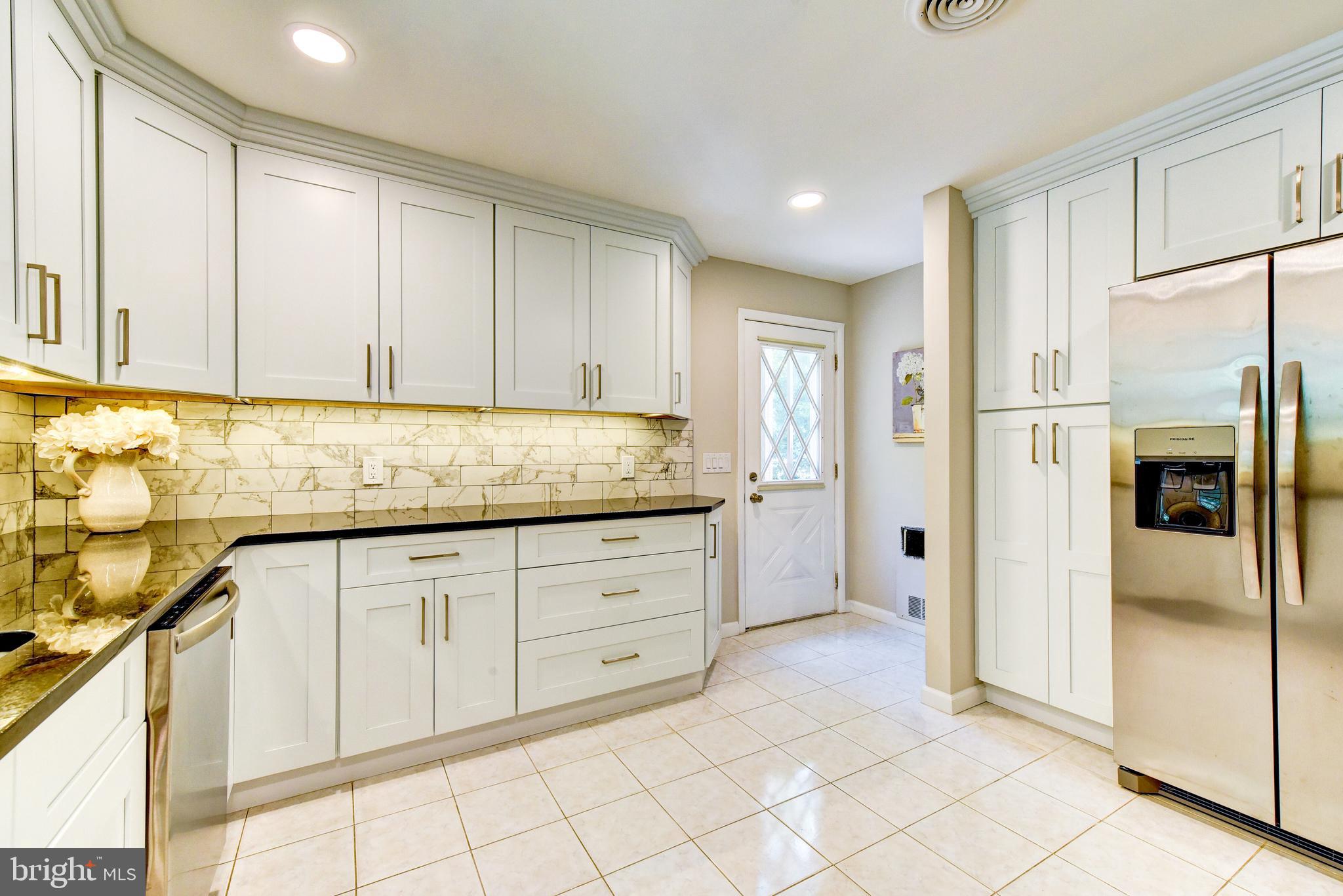 706 River Road Ewing, NJ 08628 - Photo 26 of 47 Kitchen