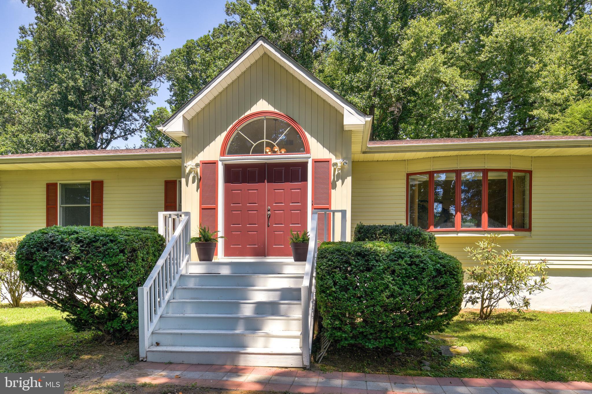 706 River Road Ewing, NJ 08628 - Photo 3 of 47 Front Door