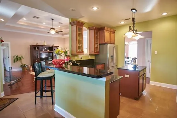 $2,800 | 321 Lac Cypriere Drive, Luling, LA 70070