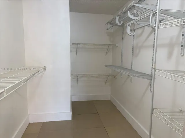 $2,300 | 18216 Mediterranean Boulevard, Unit 219, Hialeah, FL 33015
