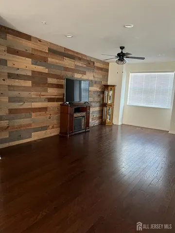 $399,999 | 114 Buddy Powell Lane, Wenonah, NJ 08090