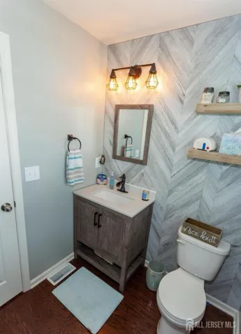 $399,999 | 114 Buddy Powell Lane, Wenonah, NJ 08090